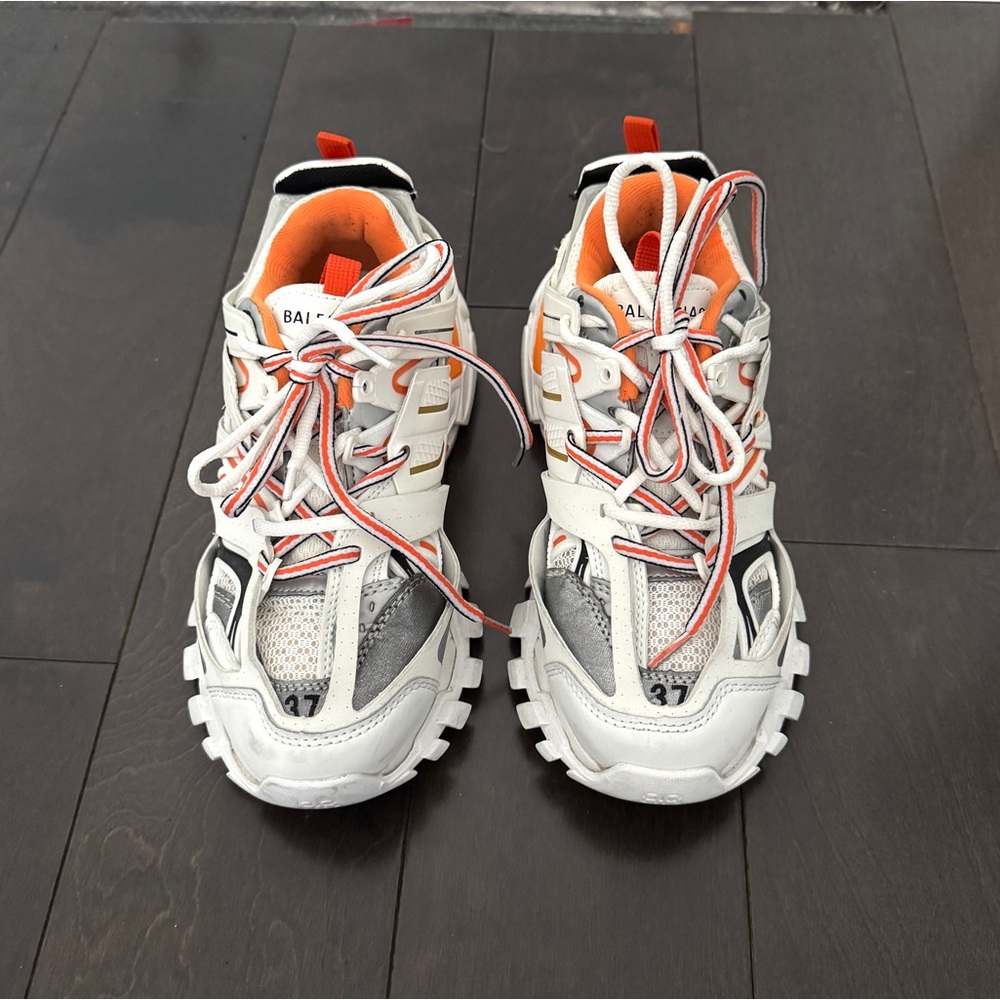 Track 3 style sneakers